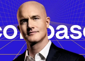 Coinbase’s Brian Armstrong Hits Back at Banks Over Blocked Stablecoin Rewards 
